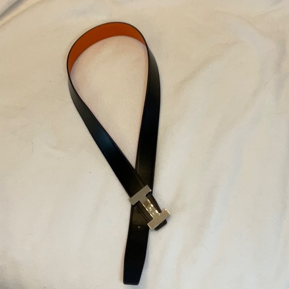Hermes Reversible 32MM Leather Belt Orange & Black with Silver Hardware - Picture 4 of 6